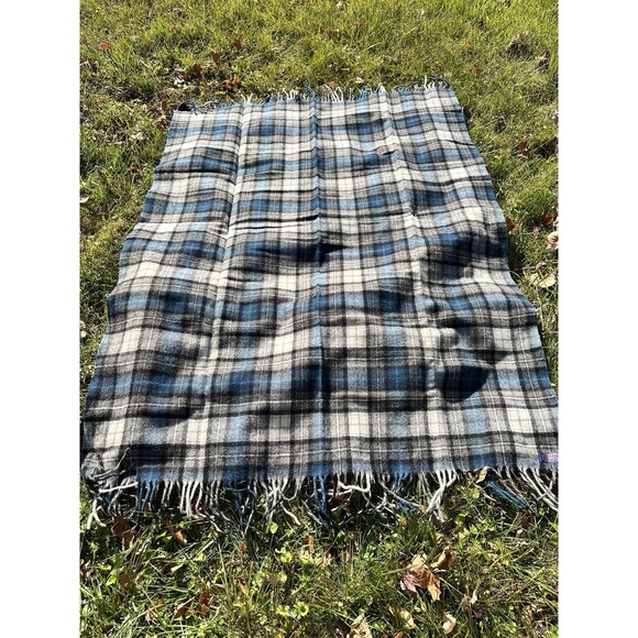 Vintage Pendleton Blanket Gray Blue Plaid Wool 53" x 72" Fringe Throw - Picture 3 of 5